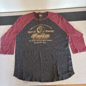 Indian Motorcycle Springfield Mass Men's Gray & Red 3/4 Raglan Graphic Tee Large